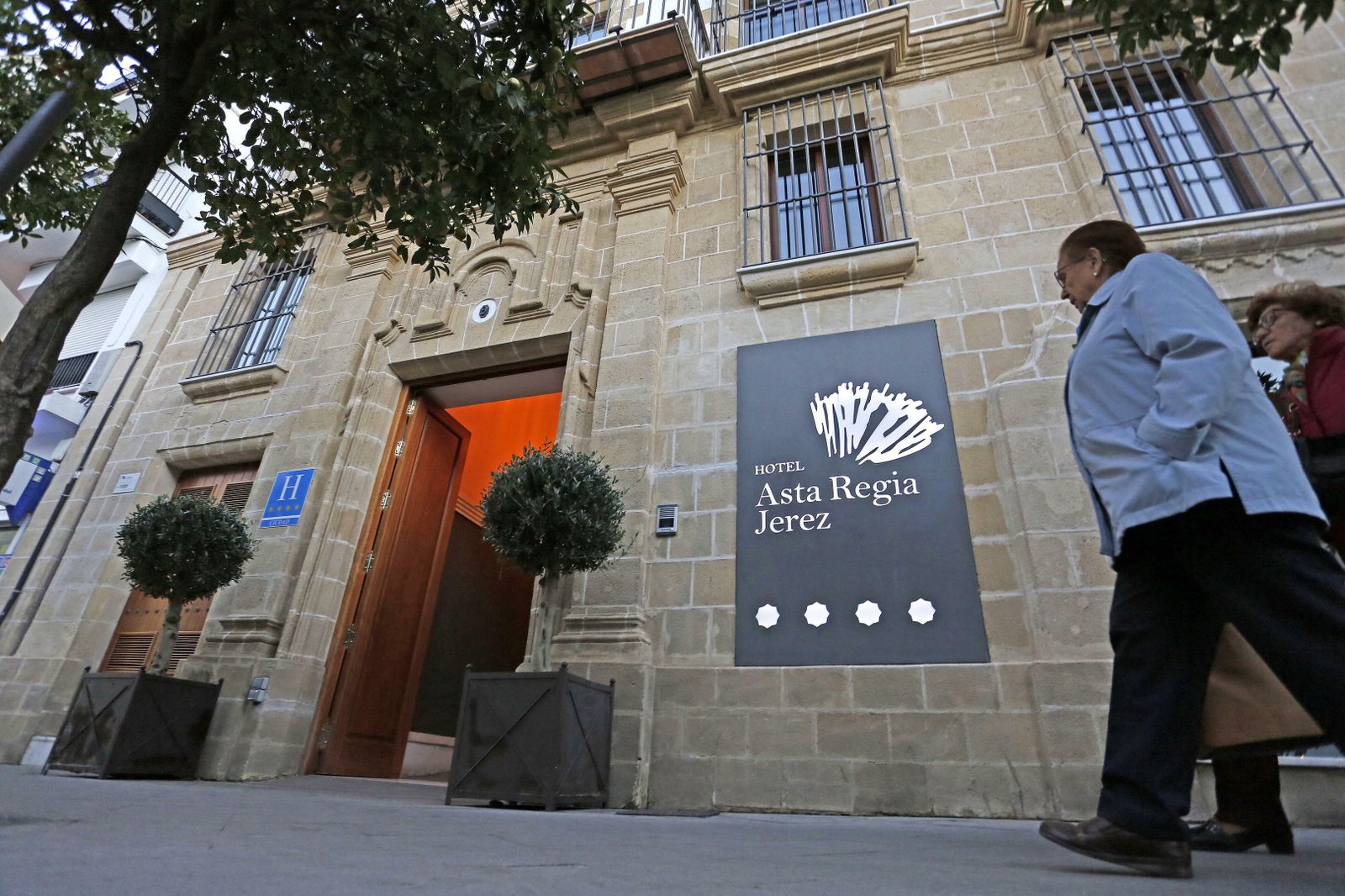 Asta Regia, uno de los hoteles de la ciudad.