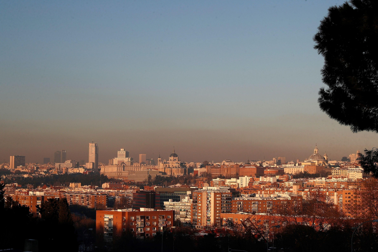 Boina de contaminación sobre Madrid.