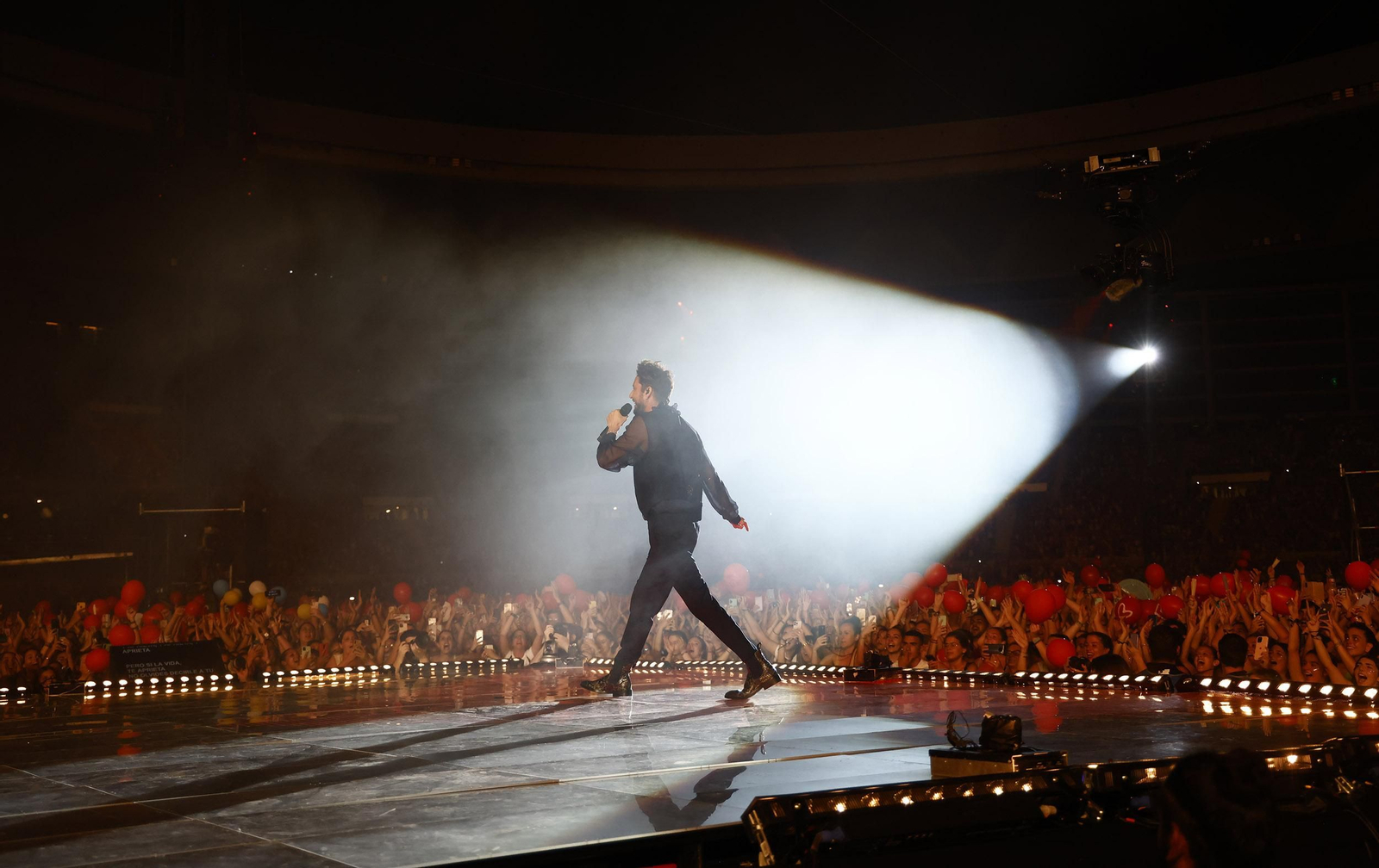 Las imágenes del concierto de Manuel Carrasco en Sevilla