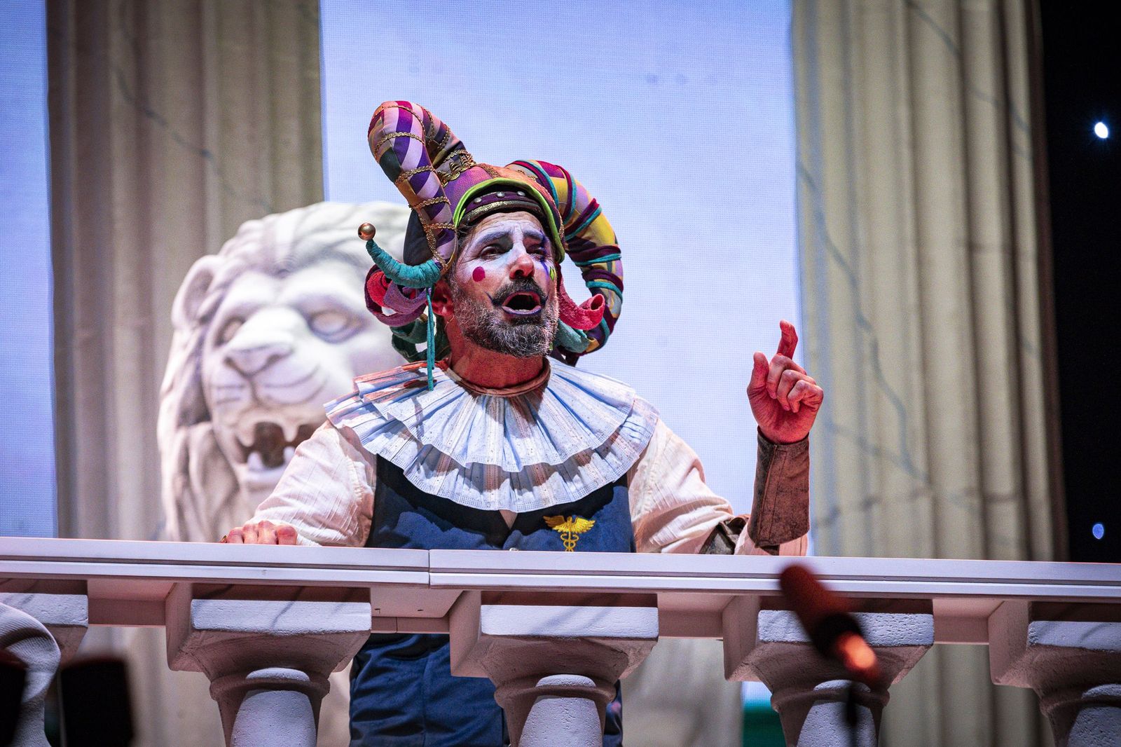 Las imágenes del pregón y la boda de Manu Sánchez en el Carnaval de Cádiz 2026