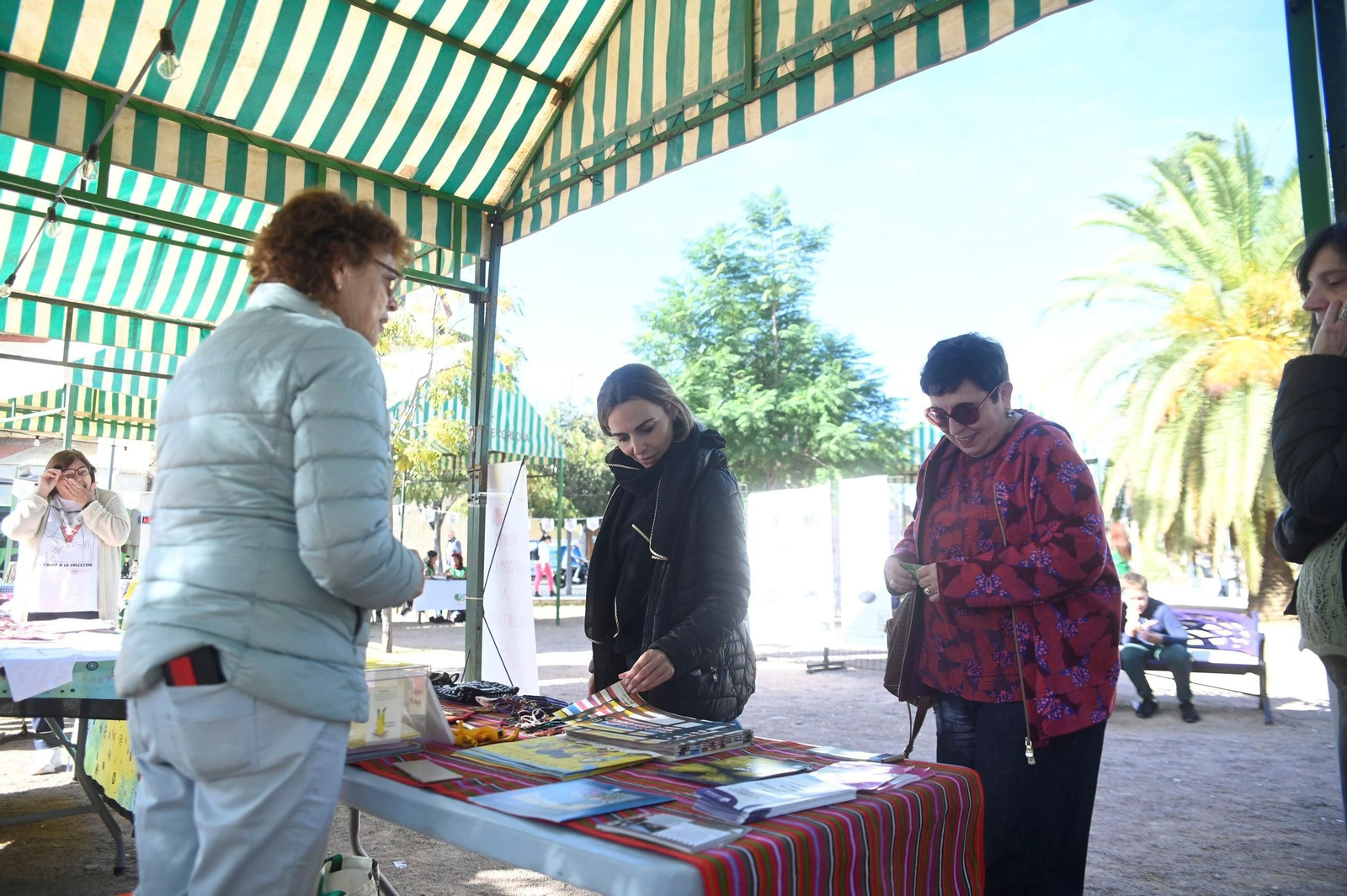 Córdoba celebra su Feria de la Solidaridad