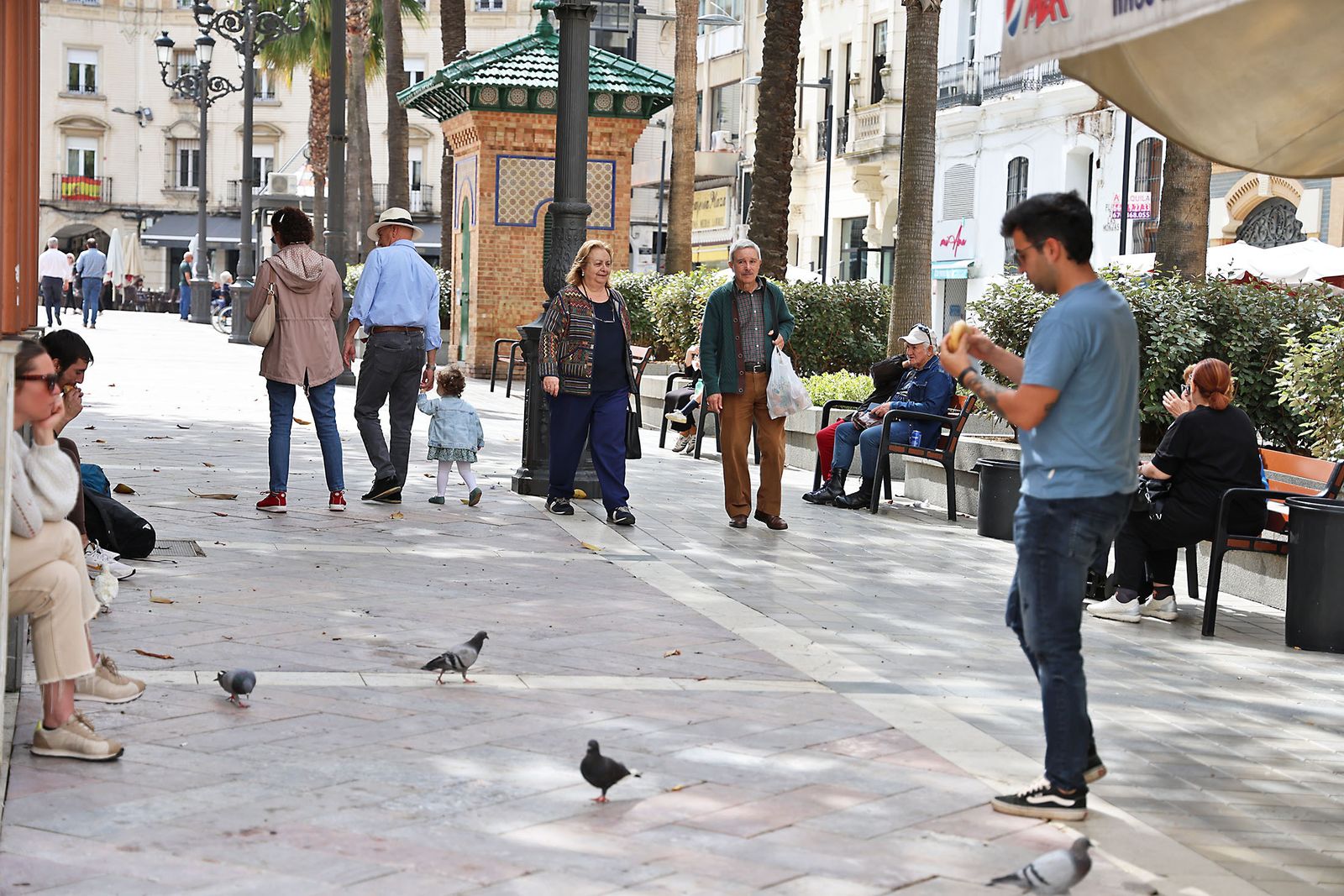 Imágenes del lunes 6 de mayo en Huelva