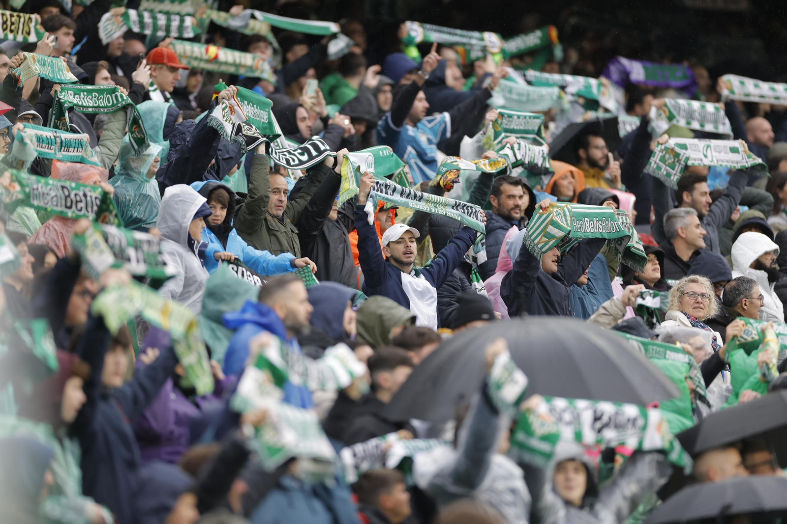 Búscate en las fotos del Betis - Las Palmas