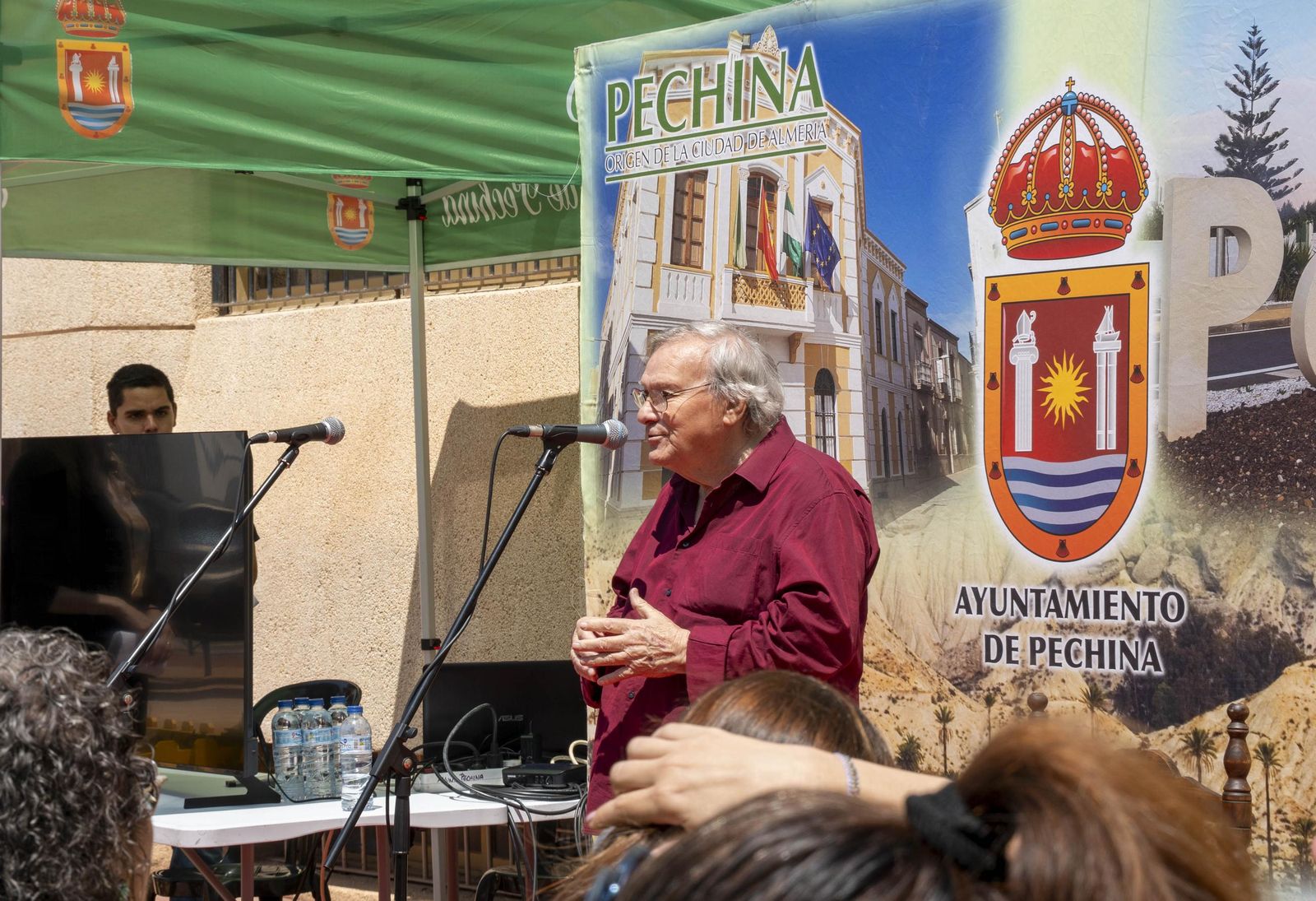 Las imágenes del homenaje a Juan Mañas, víctima del caso Almería