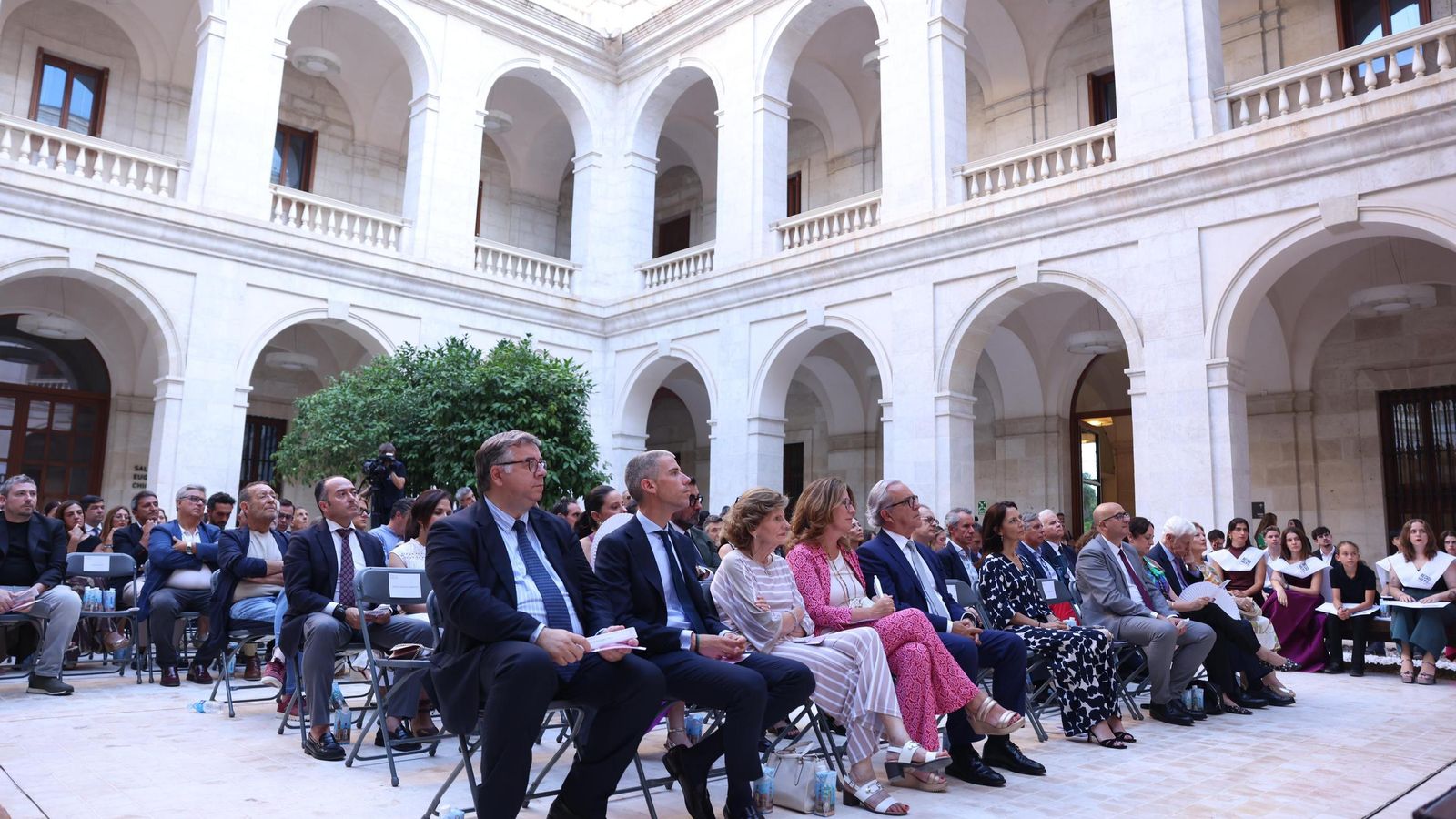 Celebración de la V Gala de entrega de las Becas Talento 2025-2026.