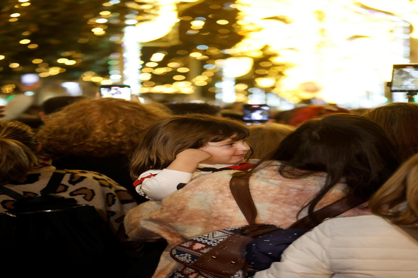 La inauguración del espectáculo de luz y sonido de Cruz Conde, en imágenes