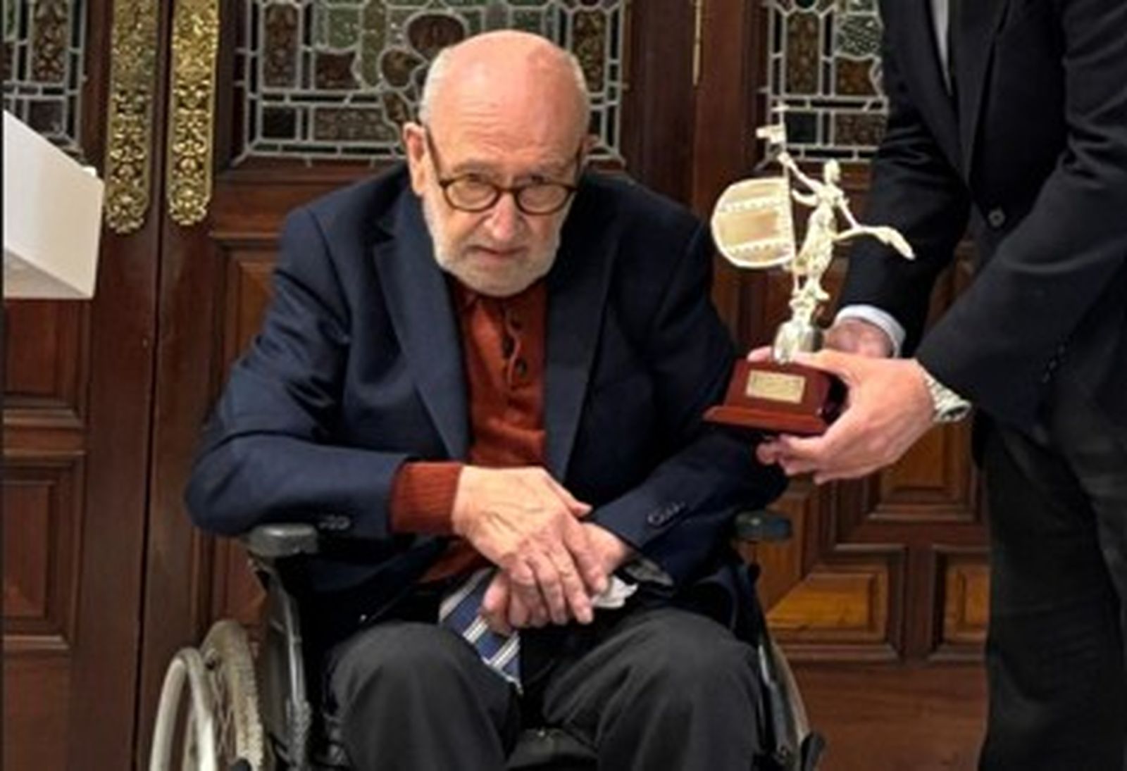 Alfonso Sedeño Masot, en un homenaje reciente en el Ayuntamiento de Sevilla.