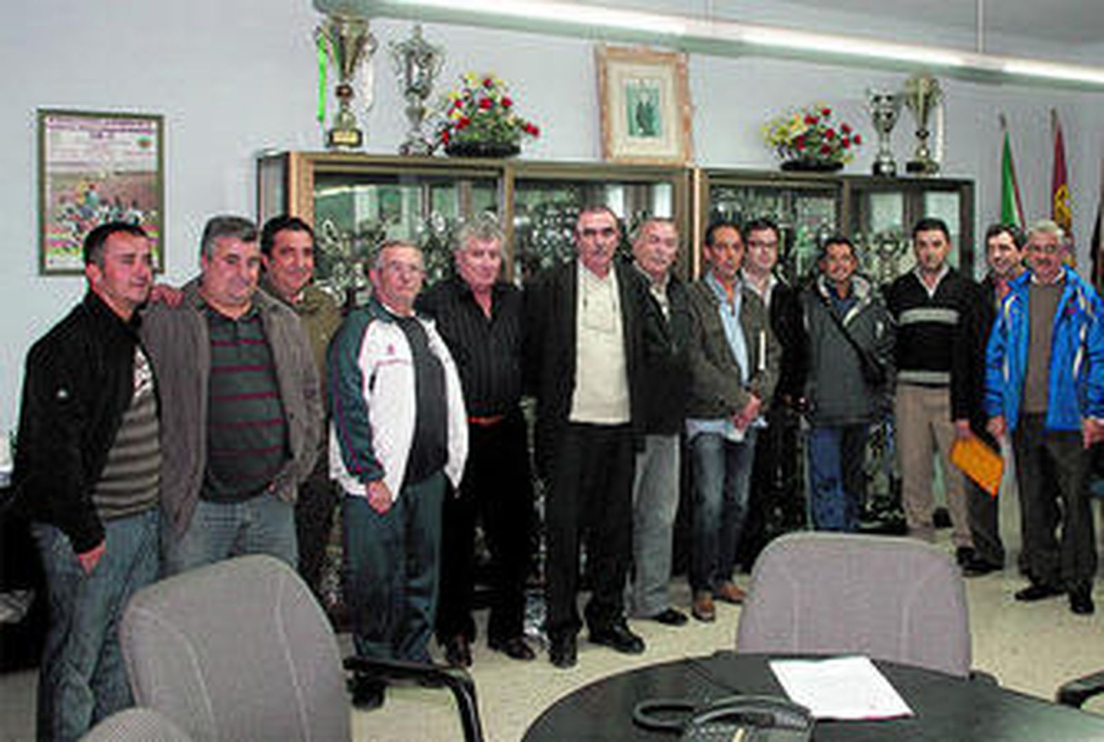 Los presidente de los clubes asistentes a la reunión del miércoles.