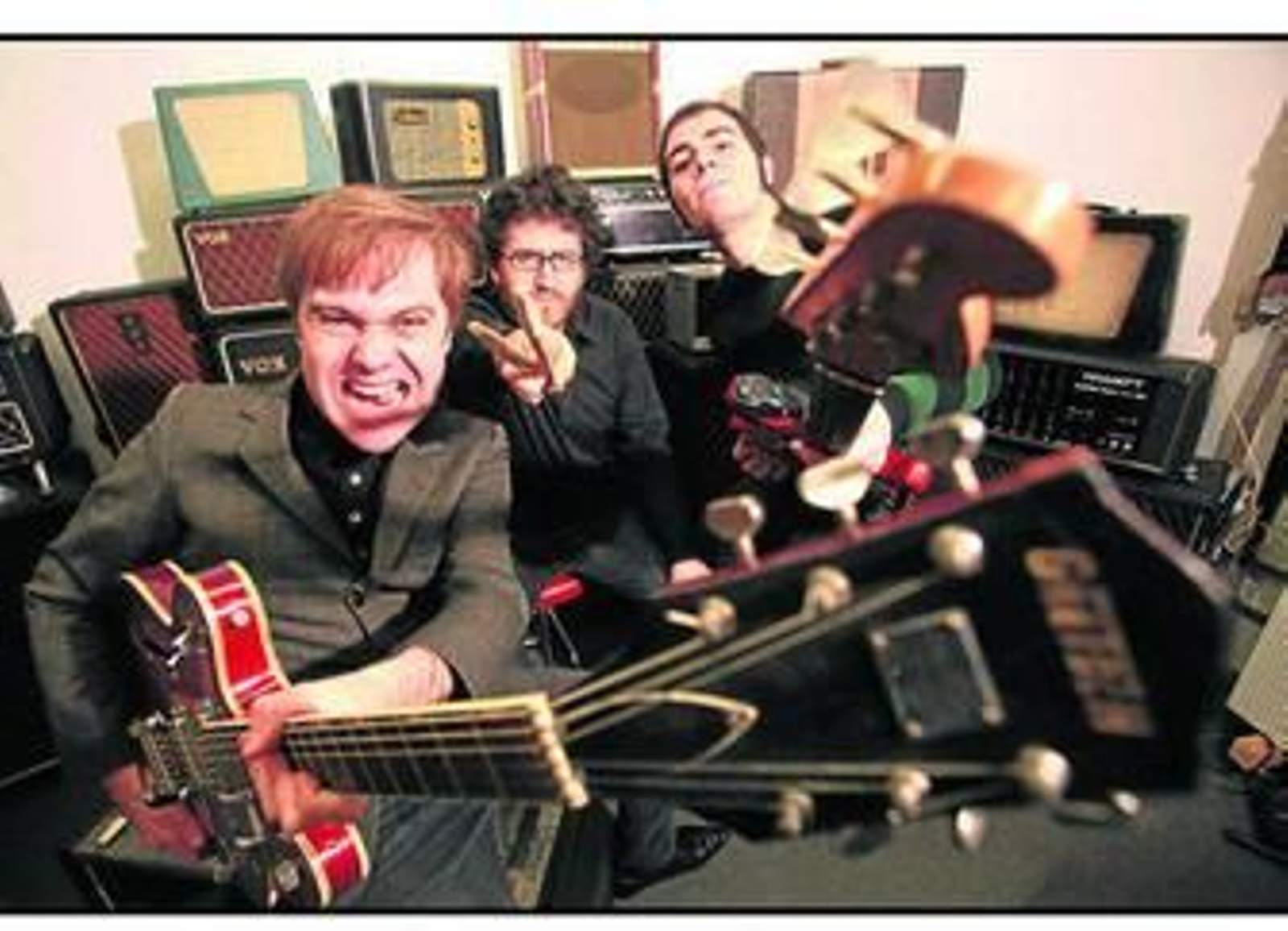 La plaza de la Iglesia de Alfacar acogerá mañana la actuación de los Doctor Explosión.