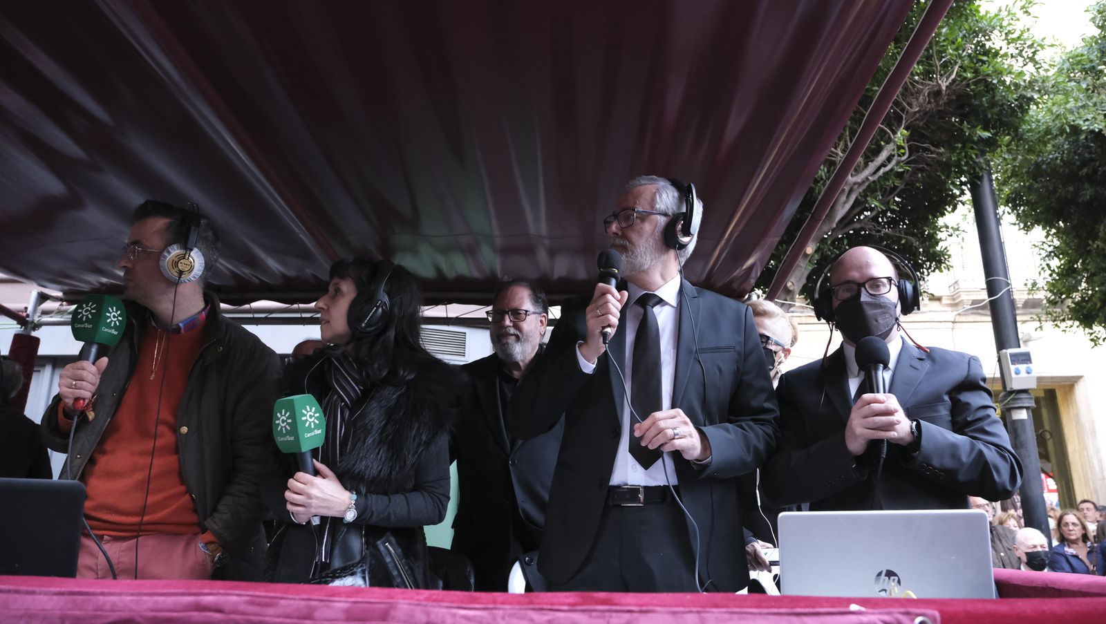Procesión del Santo Entierro en Almería, en imágenes.