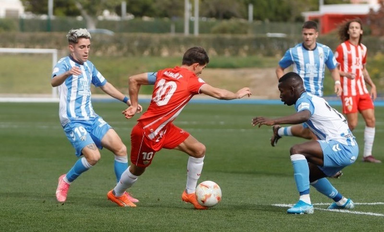 Gillbert volverá a ser uno de los principales argumentos ofensivos de Óscar Fernández