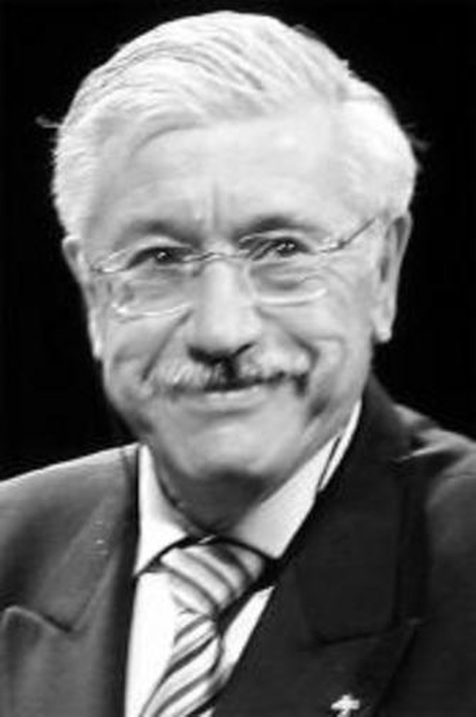 Antonio Bustos Rodríguez.