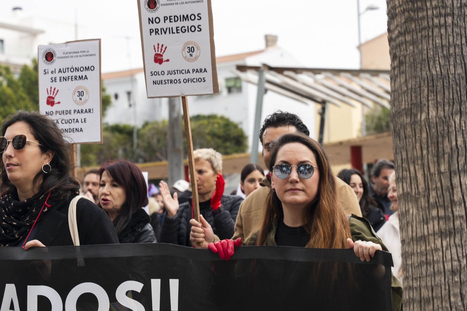 Las imágenes de la Manifestación de la Plataforma por la Dignidad de los Autónomos en Almería