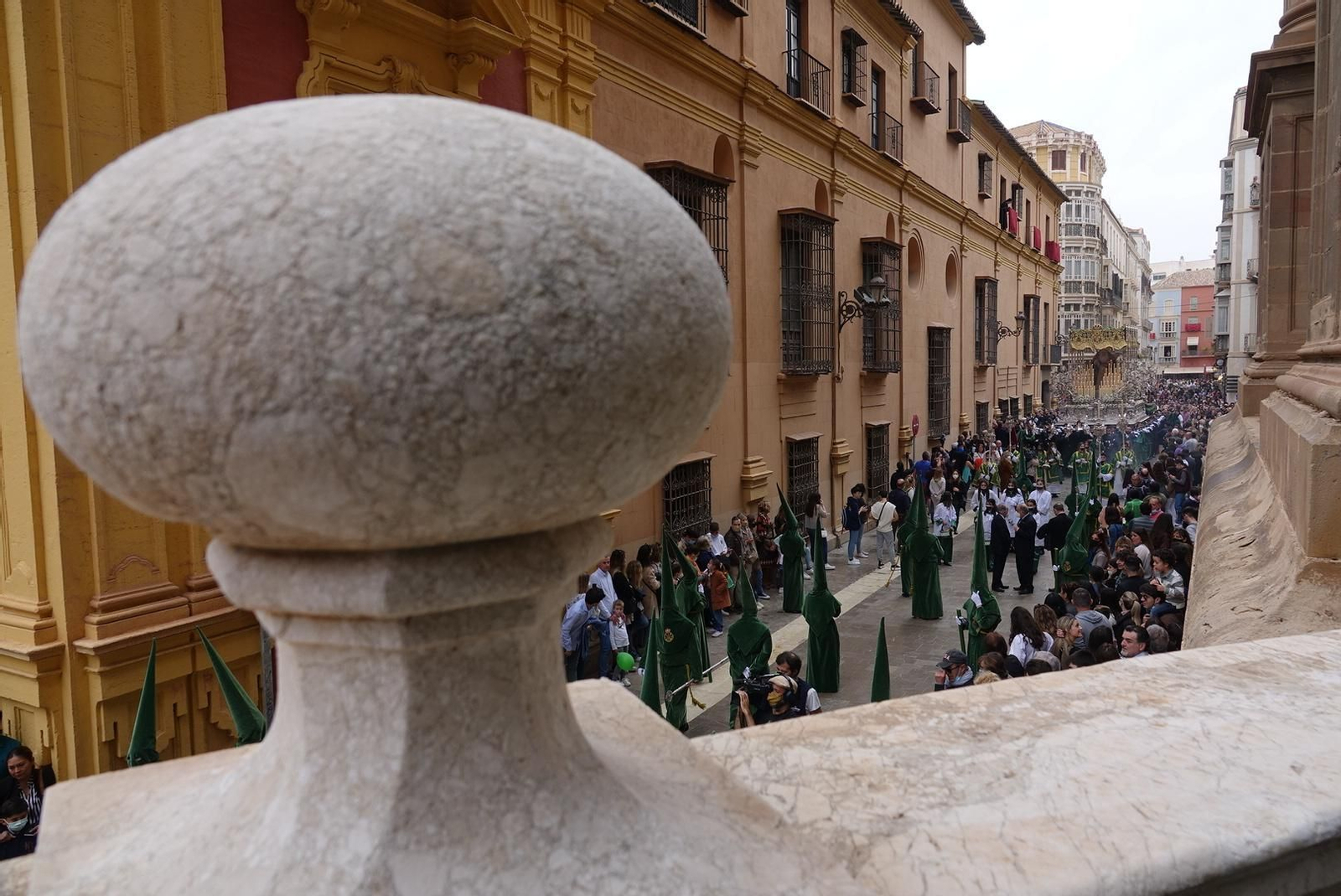 Las fotos de Estudiantes, en el Lunes Santo de Málaga