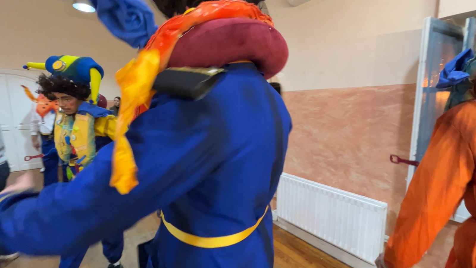 El tipo de 'Seguimos cayendo mal' narrado por un miembro de su tripulación