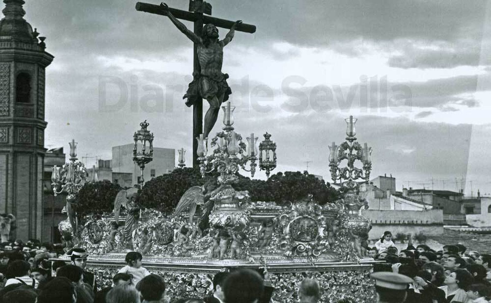 Castillo Lastrucci y su paso para el Cachorro