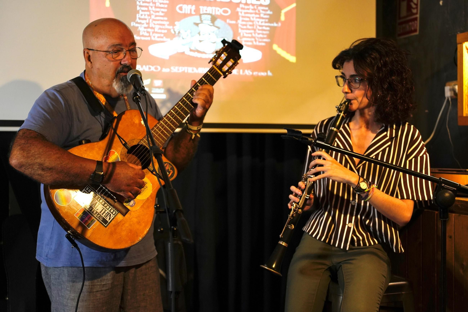Las fotos del concierto acústico por el 25 aniversario de Café Teatro