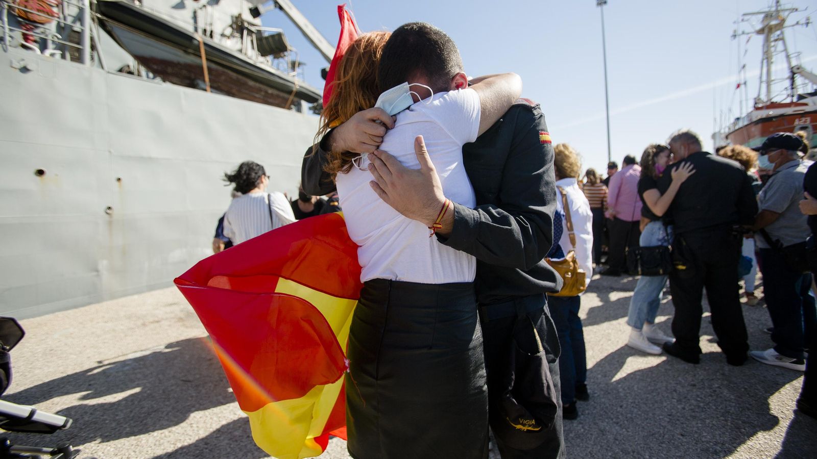Las imágenes de la llegada del patrullero "Vigía" a la base de Puntales.