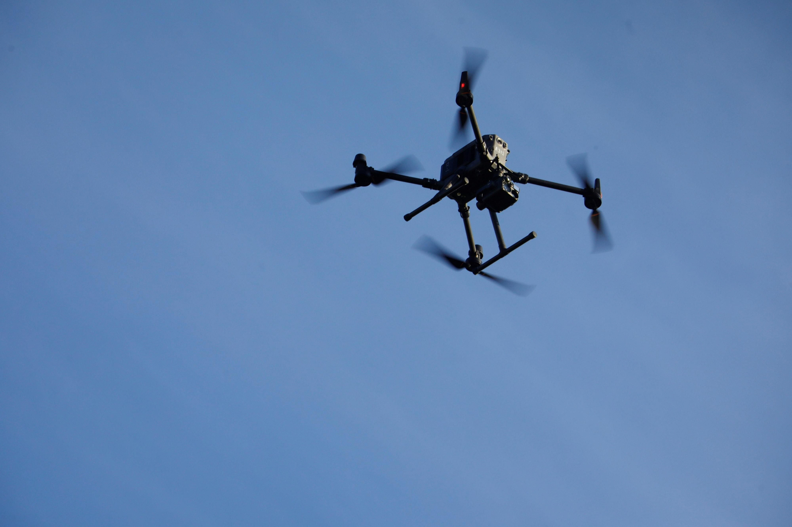 Las imágenes de los drones de la Policía Nacional que vigilan la Feria de Córdoba Las imágenes de los drones de la Policía Nacional que vigilan la Feria de Córdoba