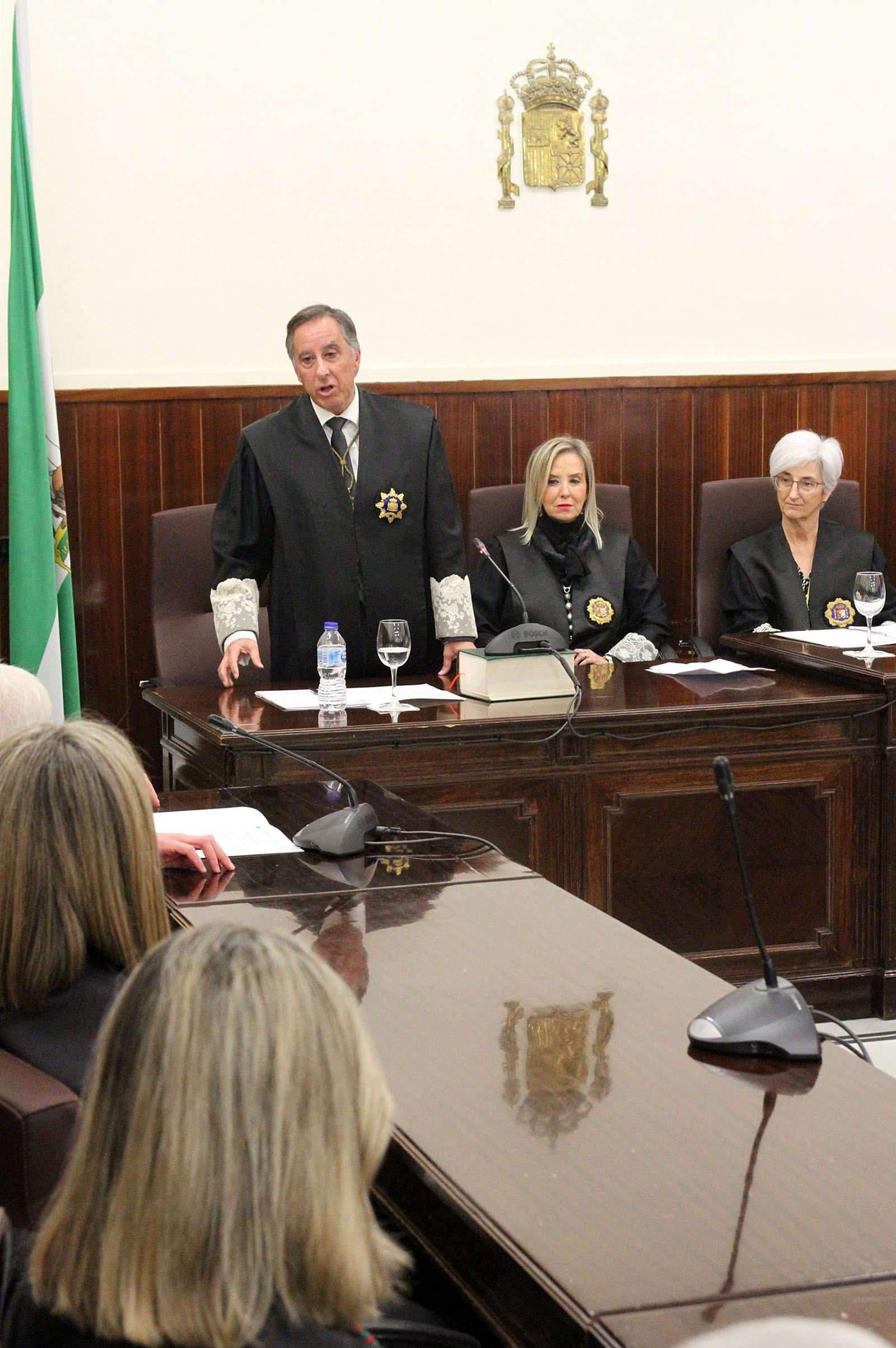 Alfredo Flores toma posesión como nuevo Fiscal Jefe de Huelva, en imágenes