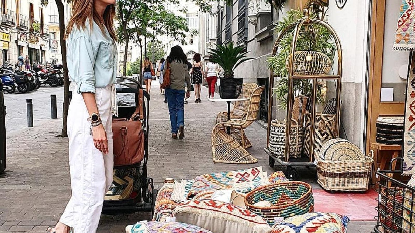 Isabel Jiménez acaba de regresar al trabajo tras sus primeras vacaciones como mamá.