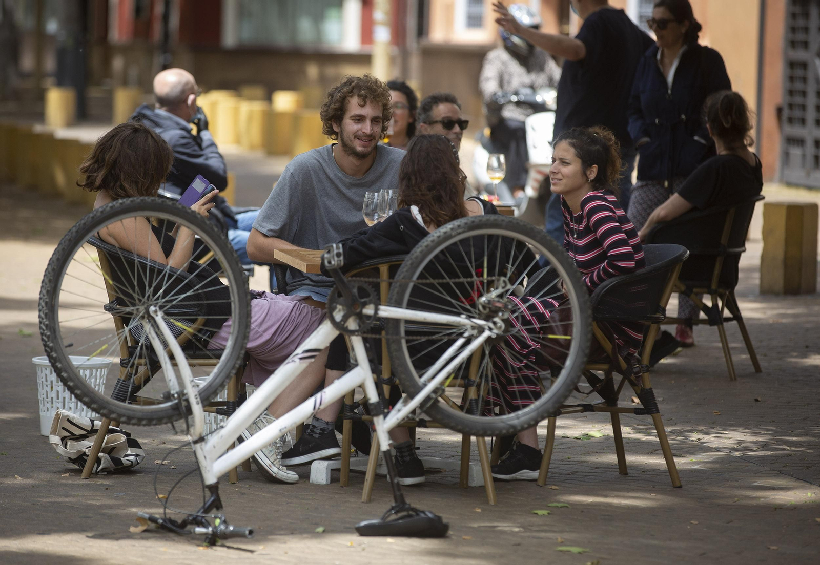 Coronavirus en Sevilla: Las terrazas de los bares en la fase 1