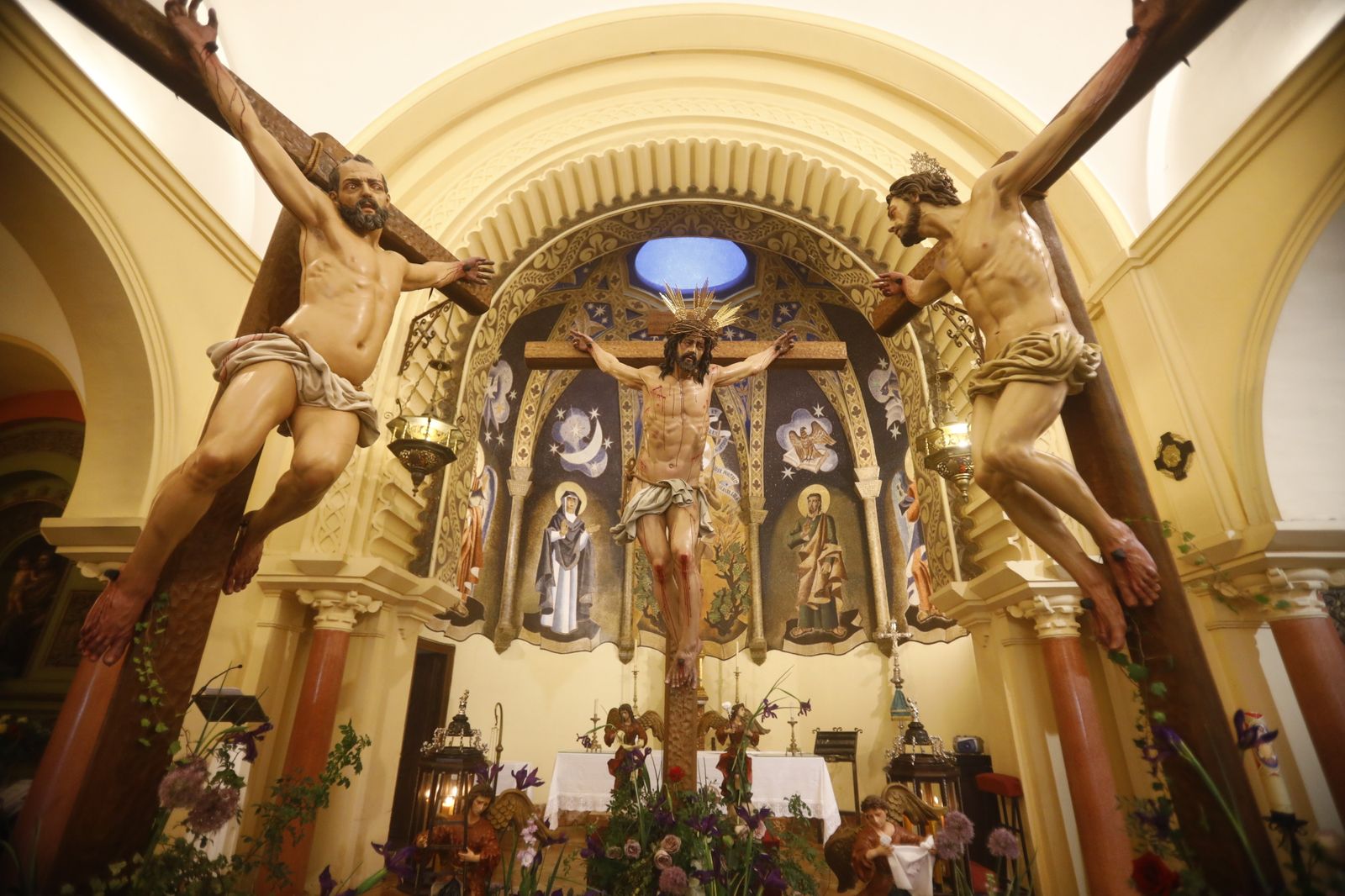 Las mejores imágenes de la hermandad de la Conversión en este Viernes Santo de Córdoba