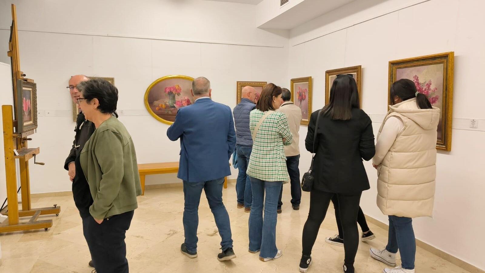 Los bodegones y las naturalezas muertas menos conocidas de Cerezo Moreno se exhiben en esta colección.