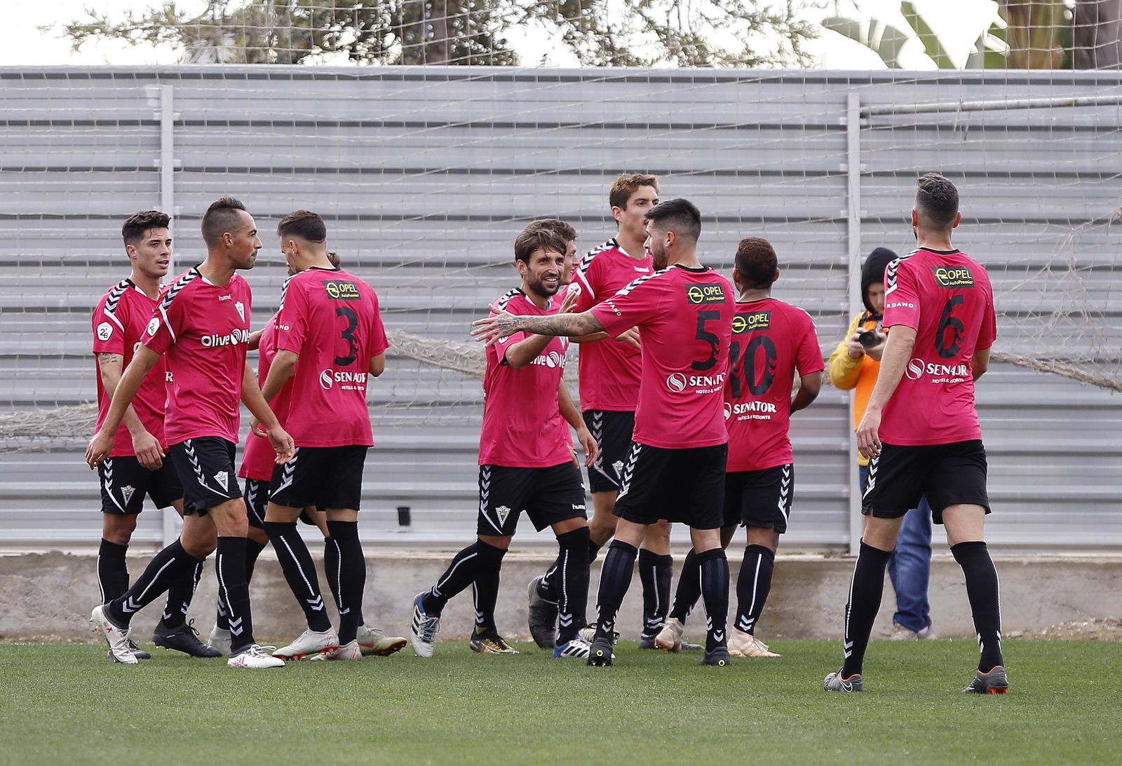 Las fotos del derbi malagueño de Segunda B