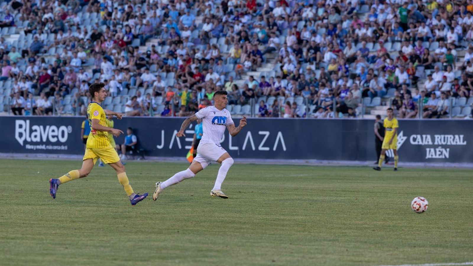 Las mejores imágenes del Real Jaén - CD Huétor Tájar