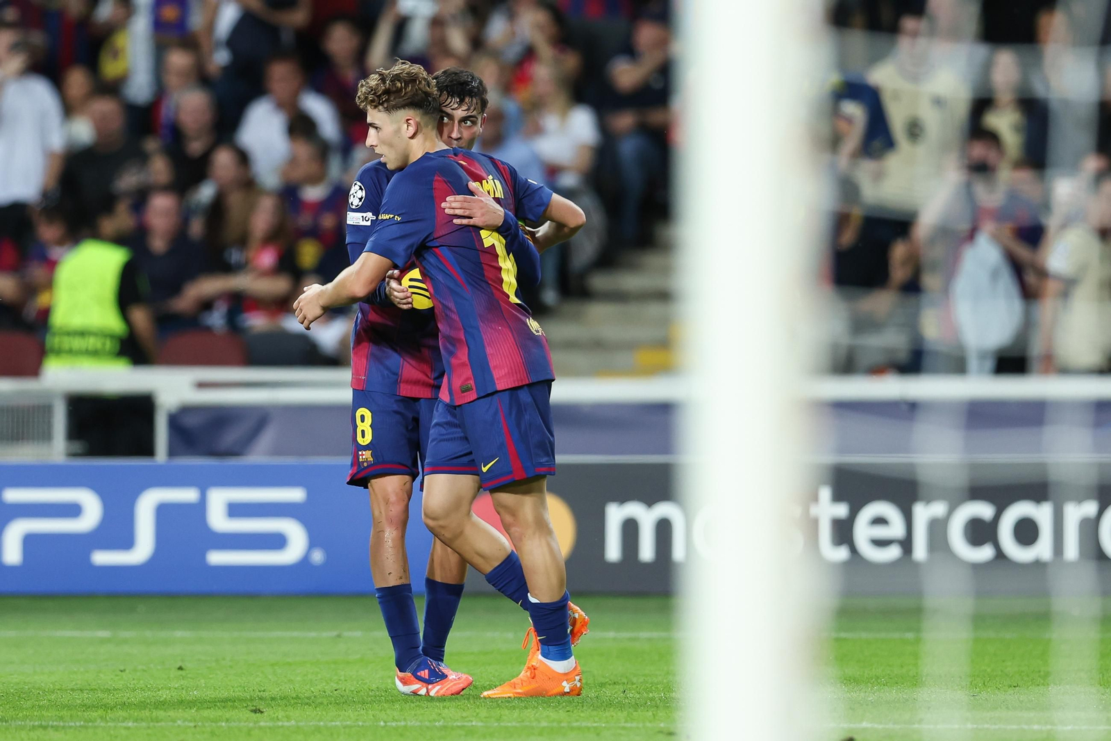 Las fotos del Barcelona-Olympiacos