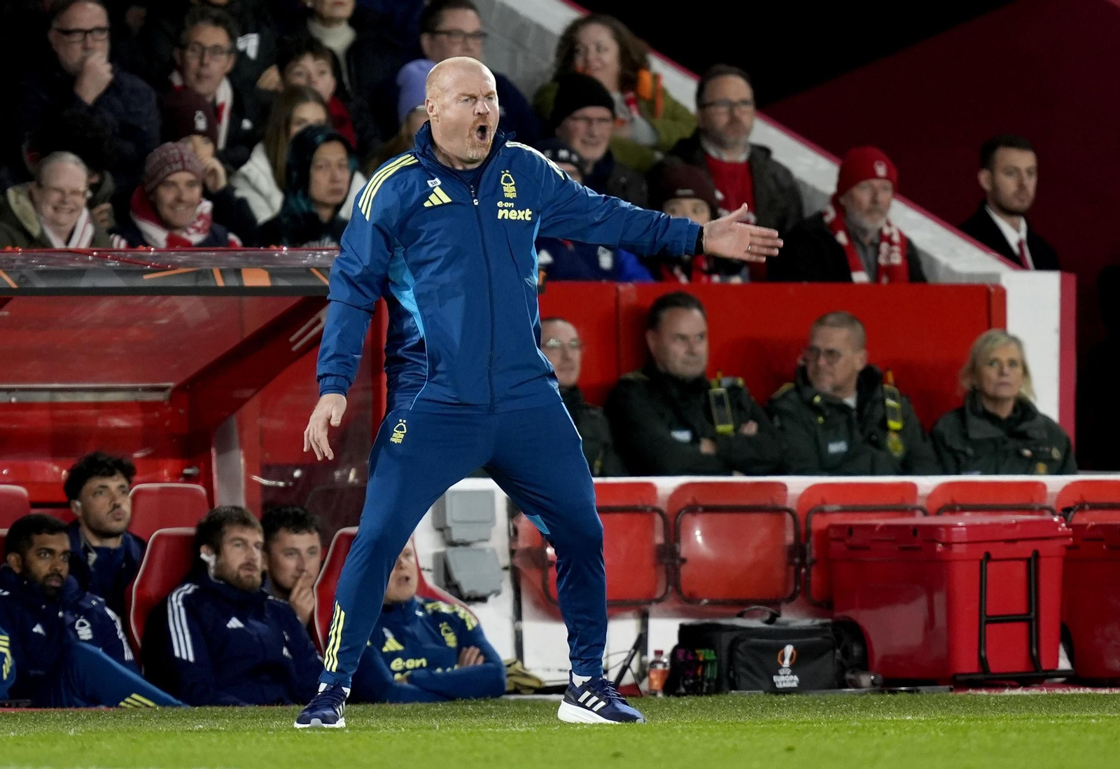 Nottingham Forest-Oporto (13).jpg