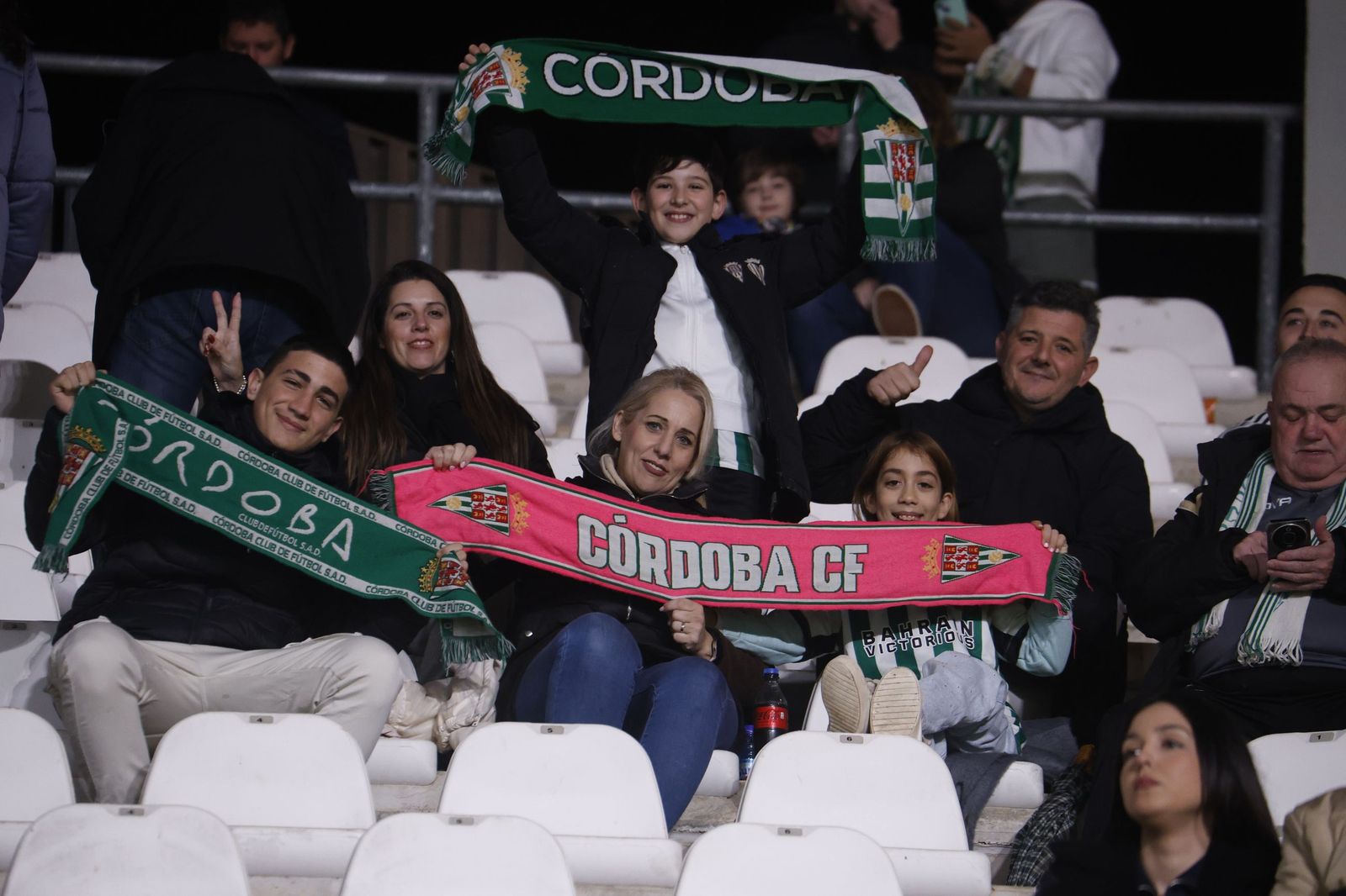 Las mejores fotos del ambiente en El Arcángel para el Córdoba CF - Burgos