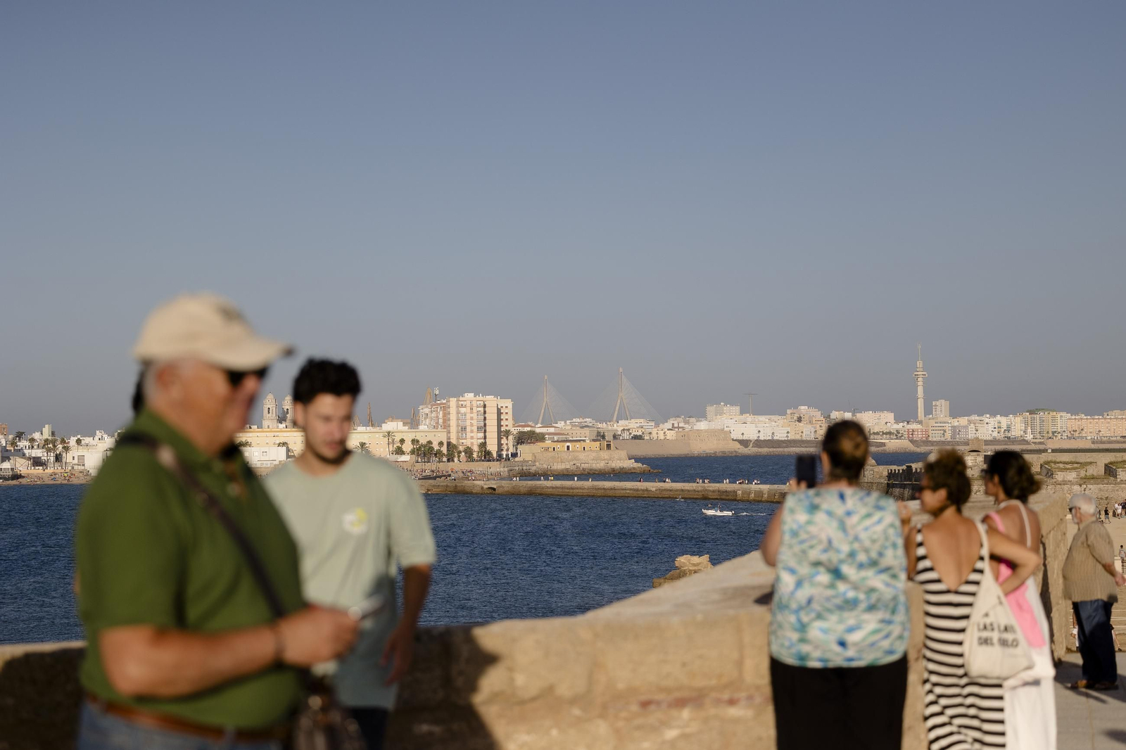Las imágenes de la apertura al público del castillo de San Sebastián