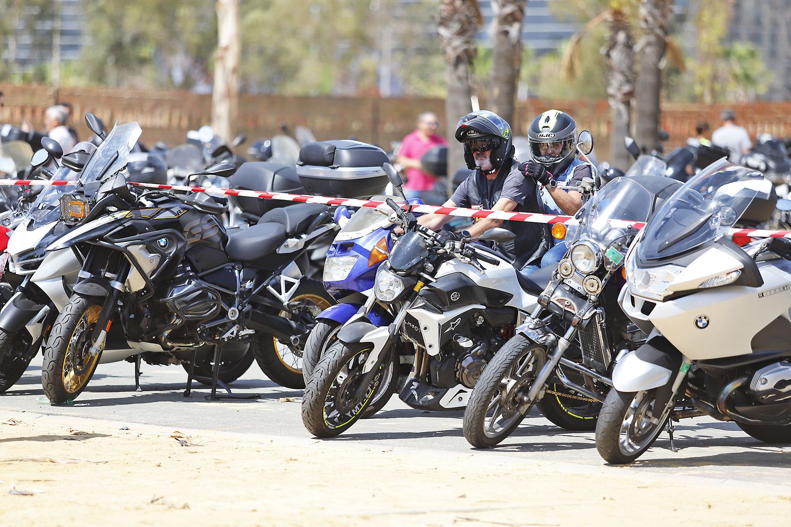 Imágenes de la Concentración del Grupo Motero Descubridores en Huelva