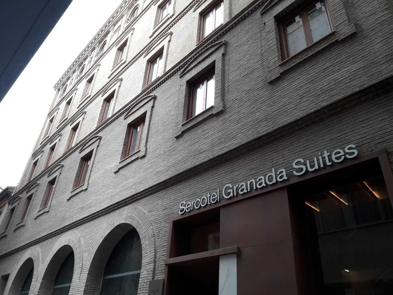 El antiguo edificio de Los Vázquez de Granada abrirá como suites de hotel tras más de 30 años cerrado