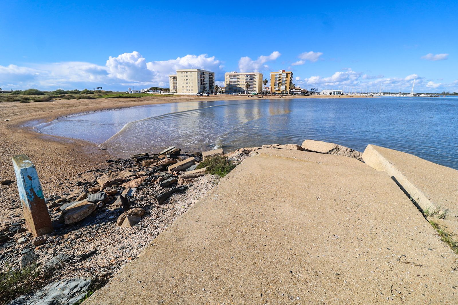 Fotos de la playa de Punta Umbría tras las últimas borrascas