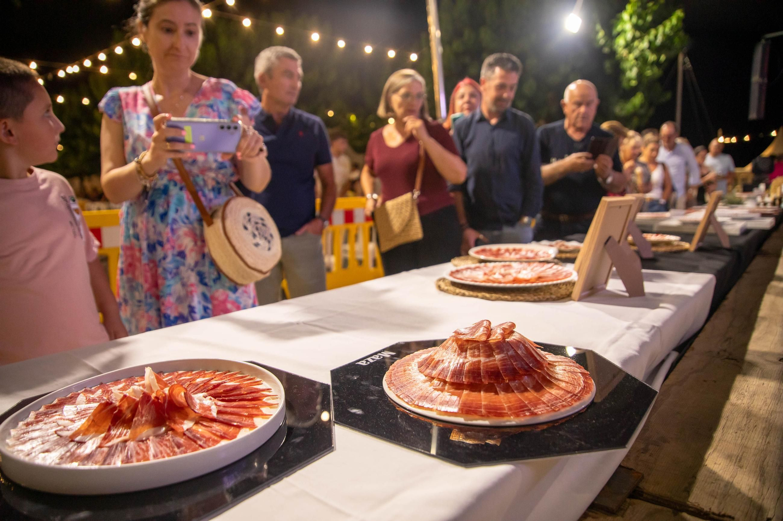 Concurso de cortadores de jamón en Serón, en imágenes