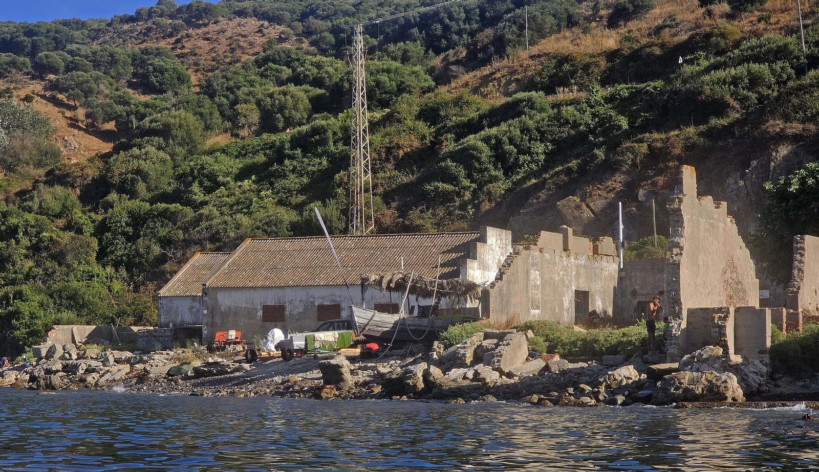 Ruta de paddle surf por la playa de Getares en Algeciras