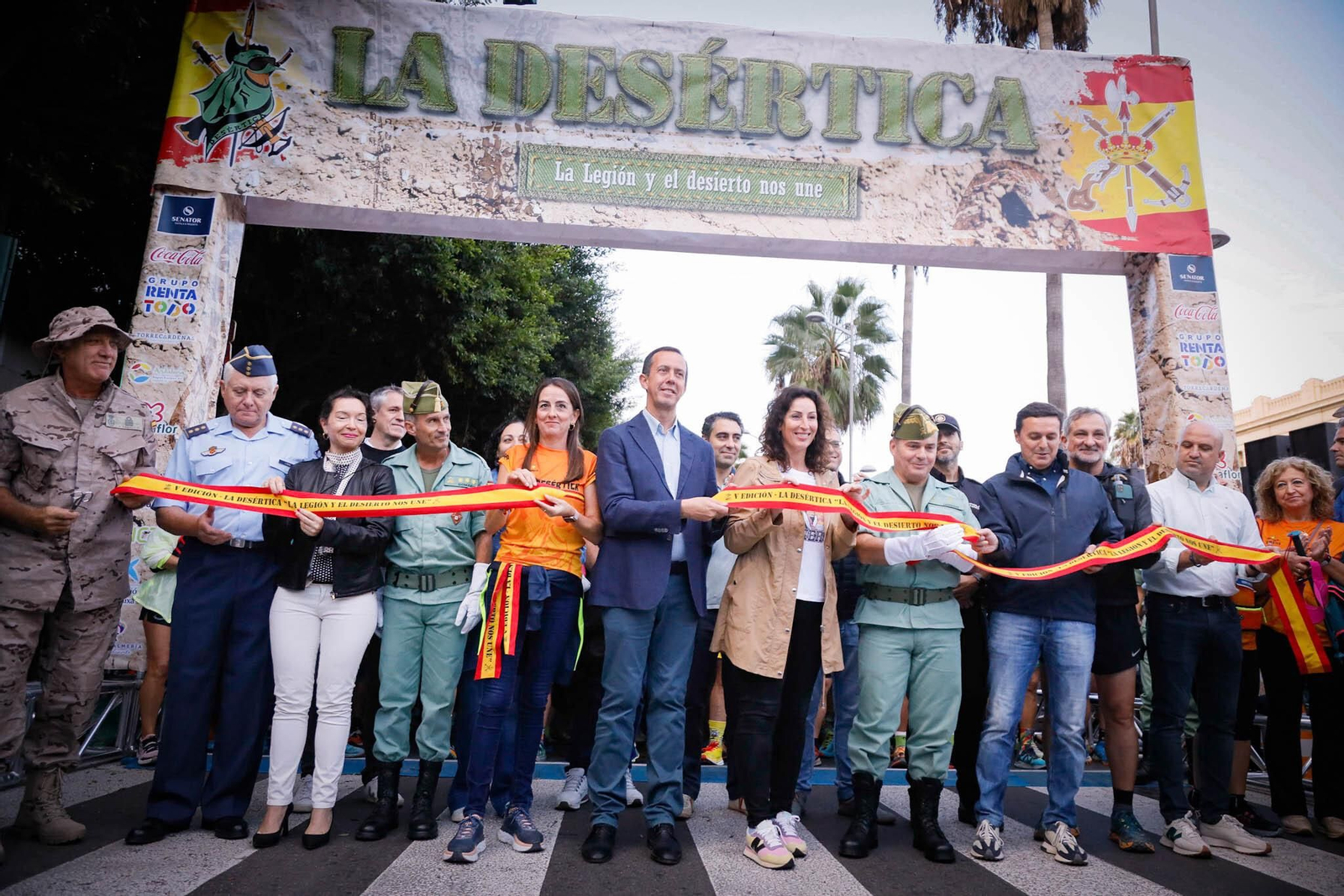 Así ha sido la salida de La Desértica desde la Rambla de Almería