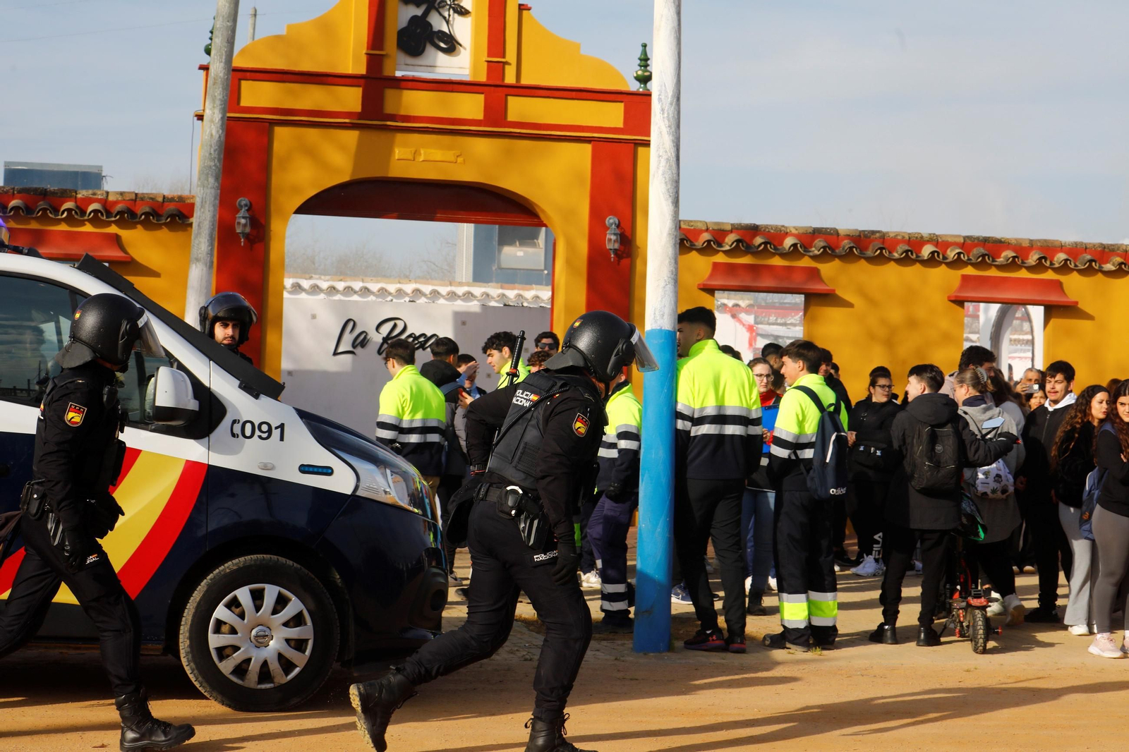 El simulacro de actuación ante una explosión en la Feria de Córdoba, en imágenes