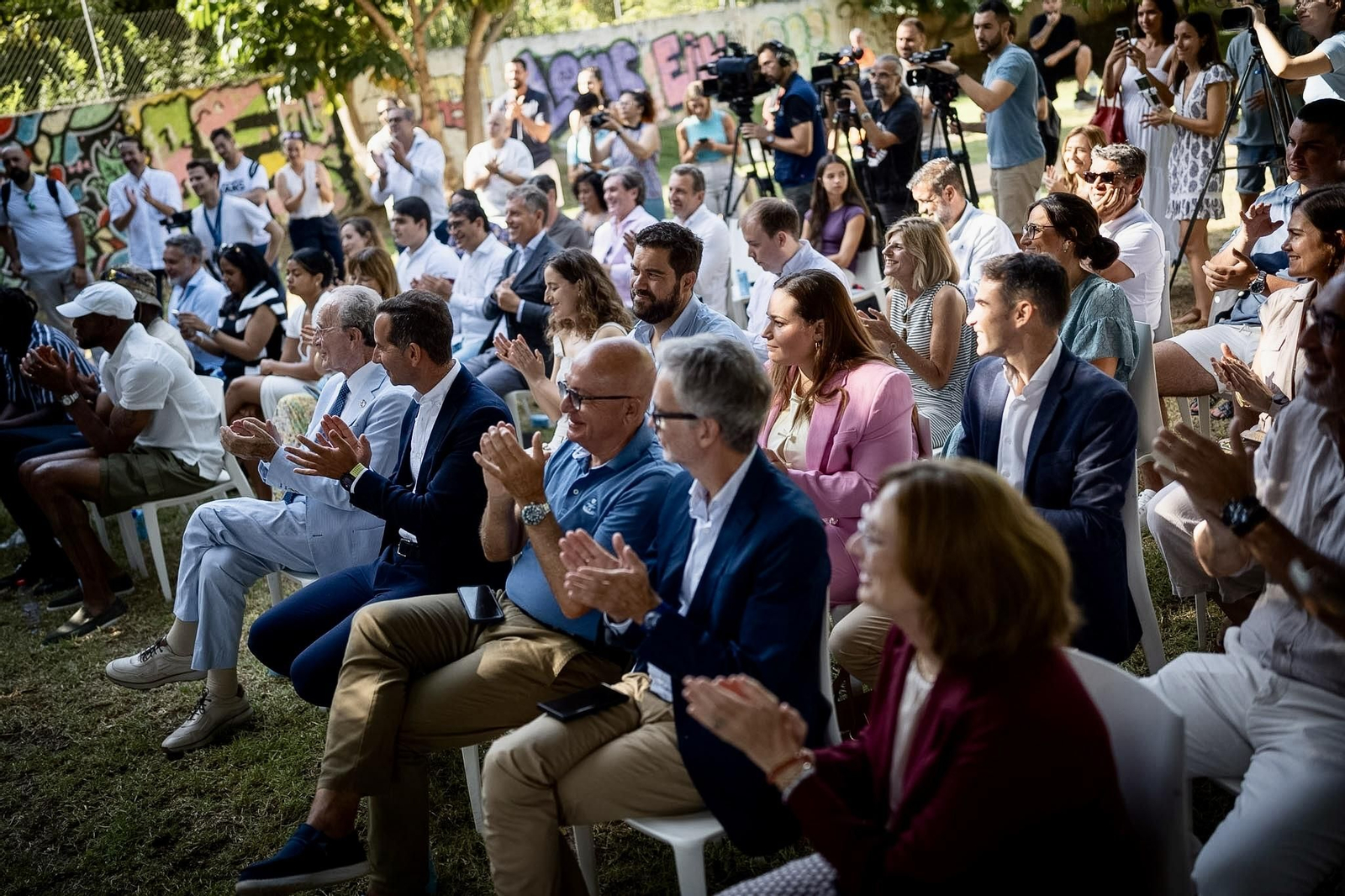 El Oasis, Centro Deportivo Inclusivo en Churriana, planta su primer árbol