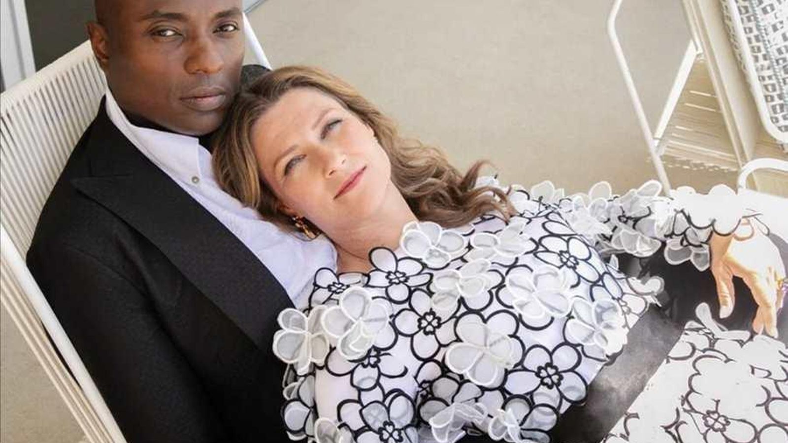 Marta Luisa y su prometido en una de las fotos con la que anunciaban su compromiso