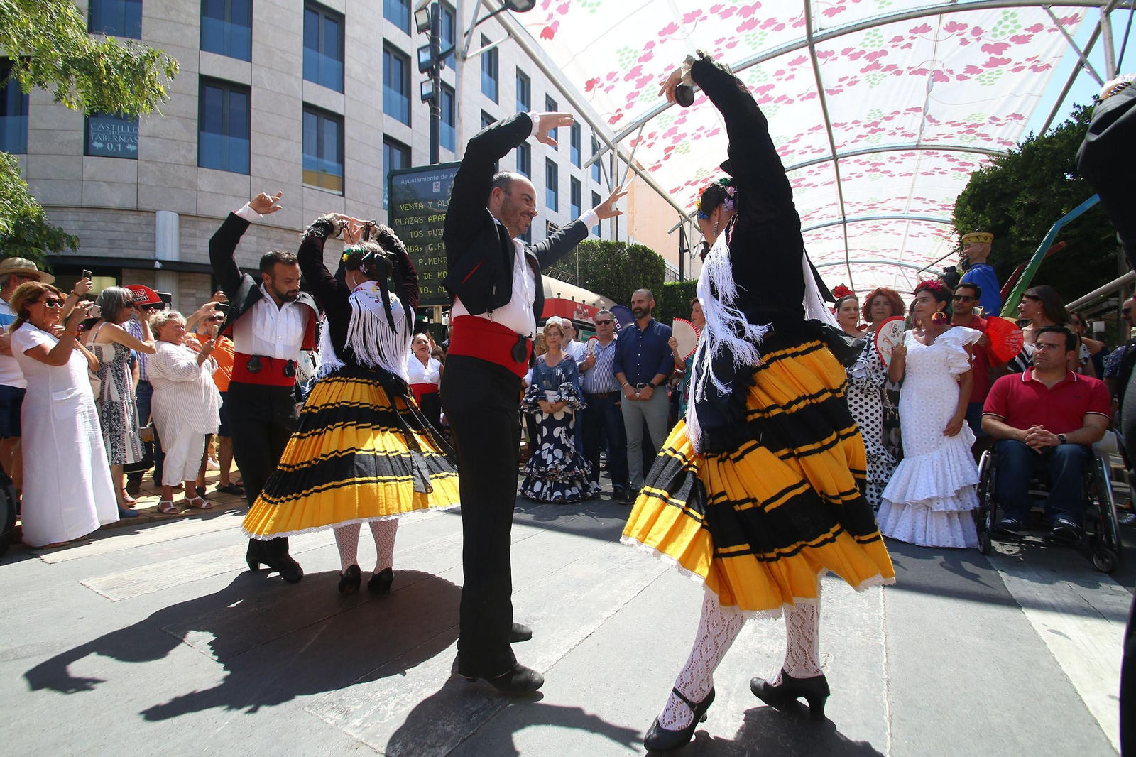 Fotogalería de la inauguración de la feria del mediodía. Feria de Almería 2019