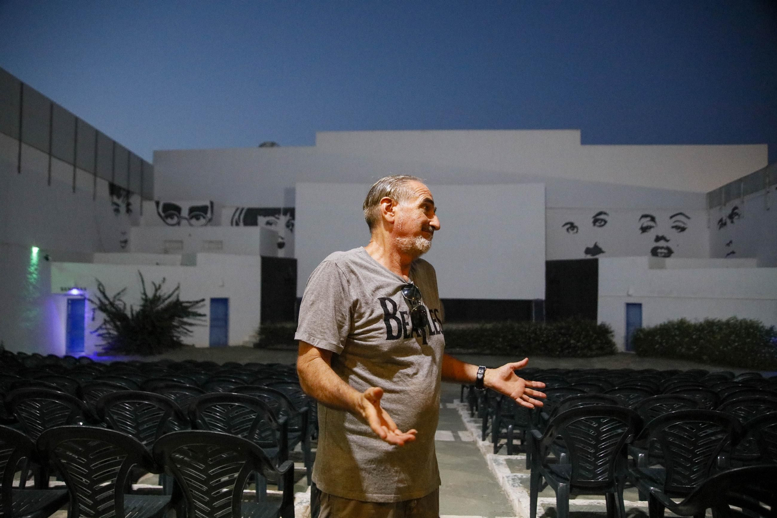 Imágenes de la última proyección en el cine de verano de Garrucha Imágenes de la última proyección en el cine de verano de Garrucha
