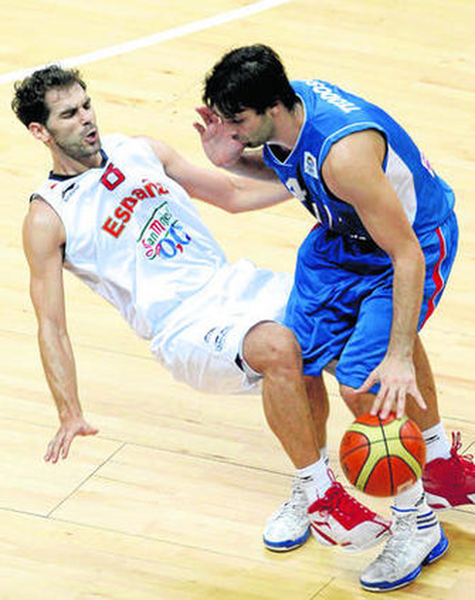Calderón cae ante Teodosic.