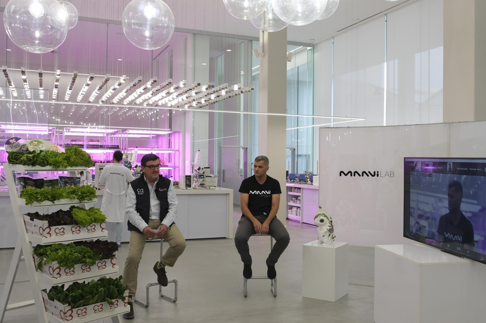 Cecilio Peregrín, director corporativo de Primaflor, y Félix García, CEO de KImitec