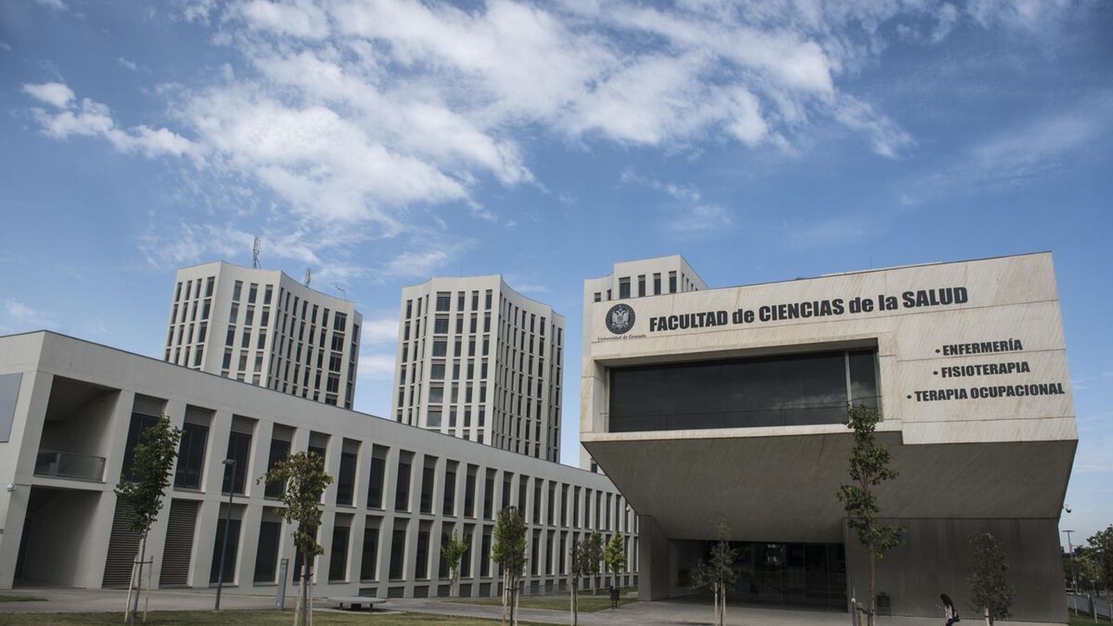 La Universidad de Granada busca cubrir 106 puestos de trabajo