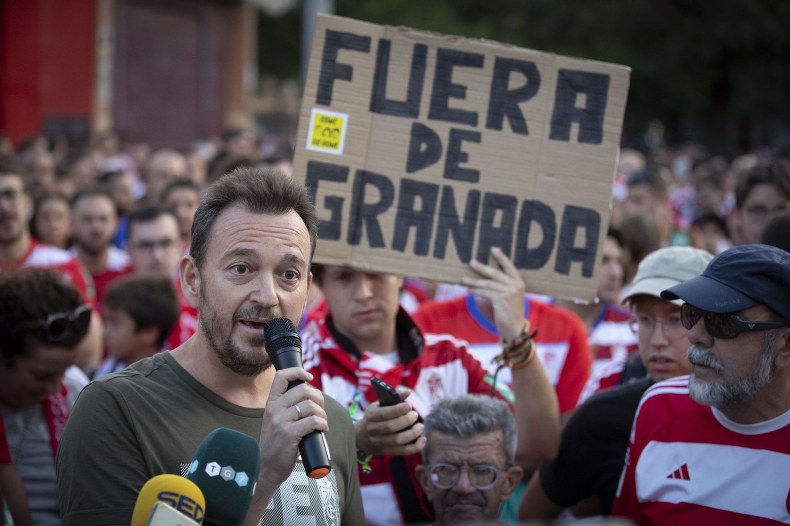 Unión Granadinista hará una concentración pacífica en los aledaños de Los Cármenes en el partido ante el Rayo Vallecano.