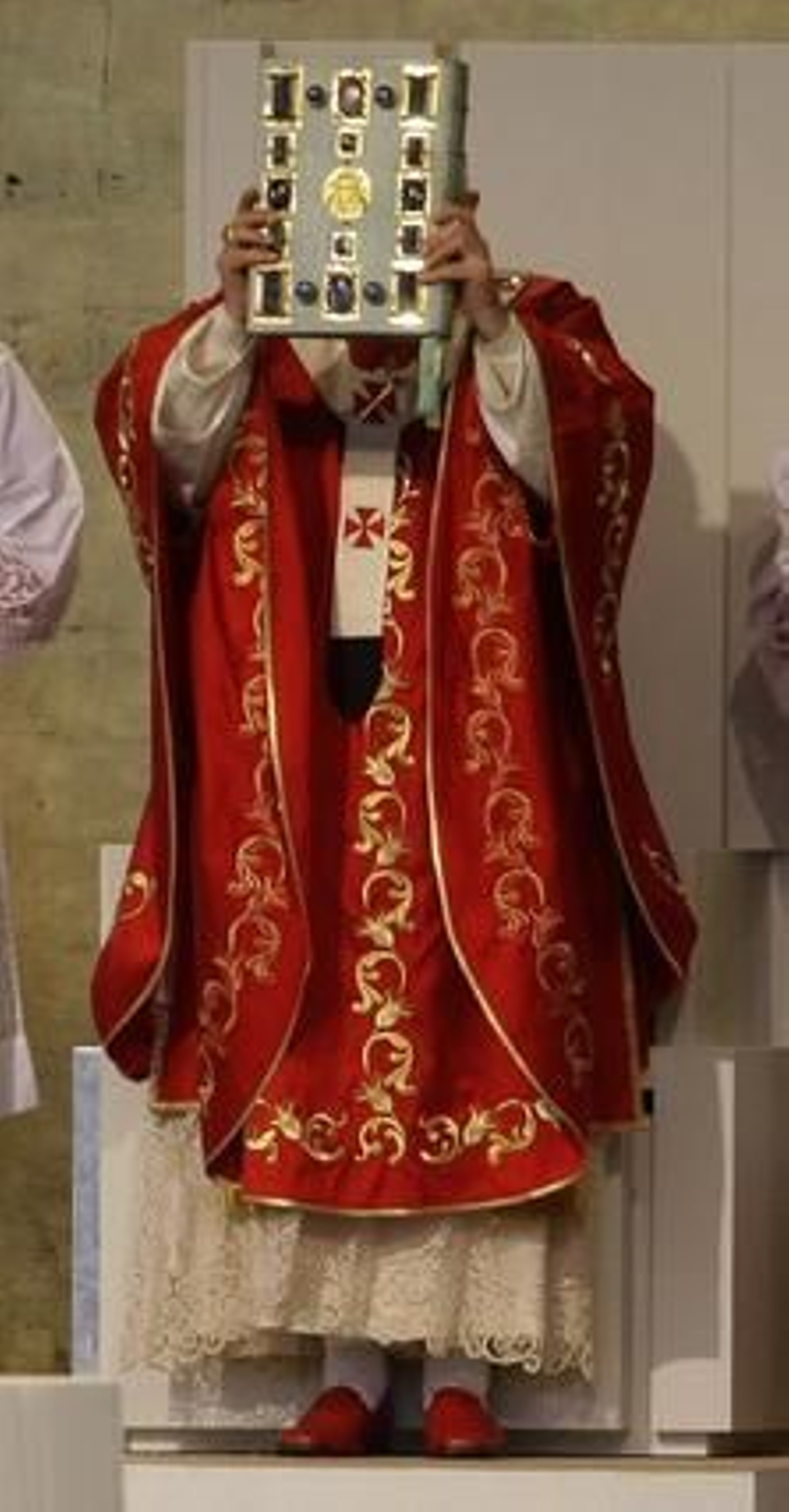 Ratzinger visita Santiago en su segunda visita a España como Pontífice. / Reuters